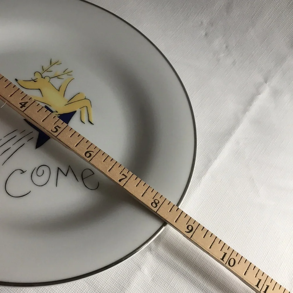 Pottery Barn Retired Reindeer Comet Luncheon Salad Dessert Plate 8 1/2”